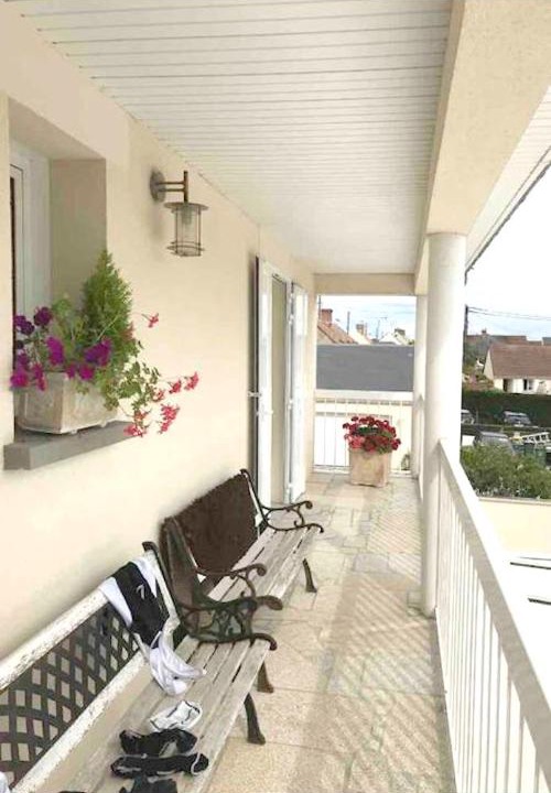 Photo of Others in Checy