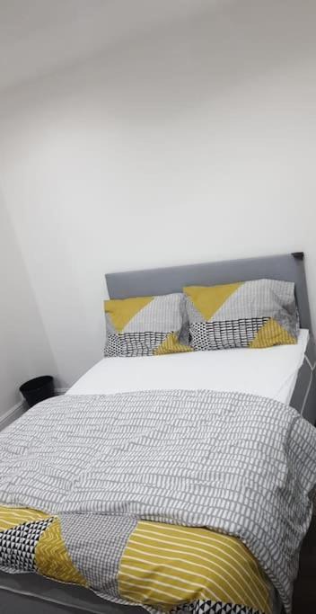 Photo of Bedroom in Bensham Manor