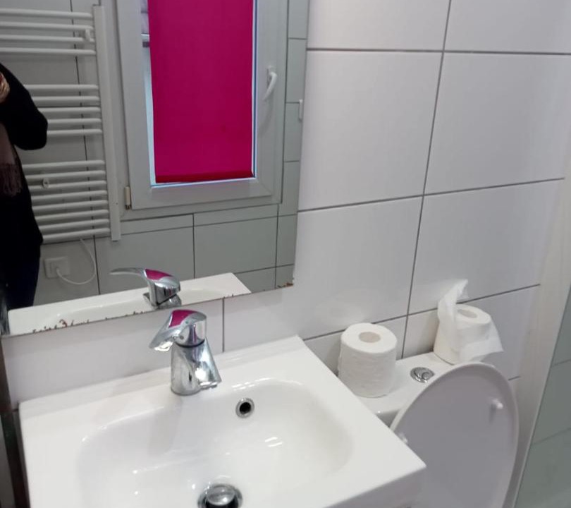 Photo of Bathroom in Montreuil