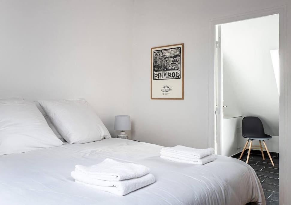 Photo of Bedroom in Paimpol