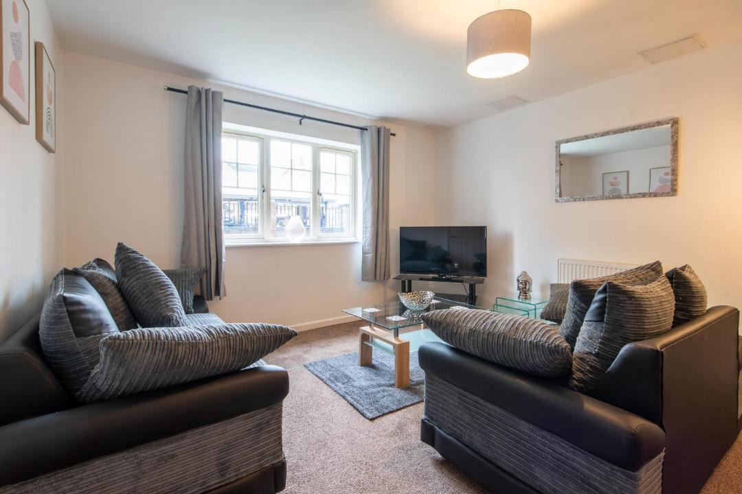 Photo of Others in Mansfield