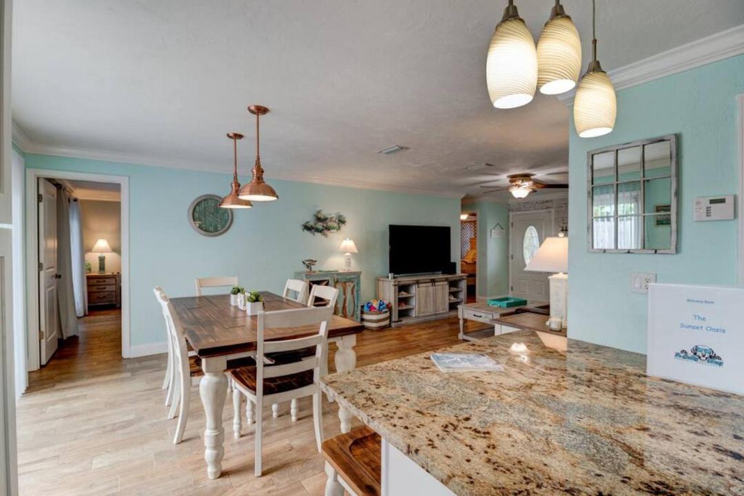 Photo of Livingroom in Wilbur-By-The-Sea