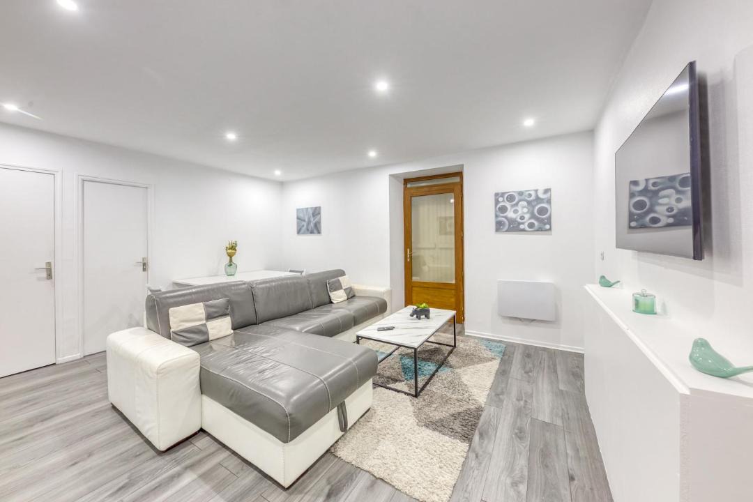 Photo of Livingroom in Tonnerre