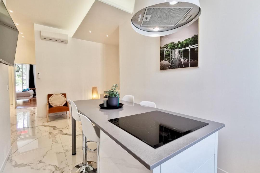 Photo of Others in Carre d'Or