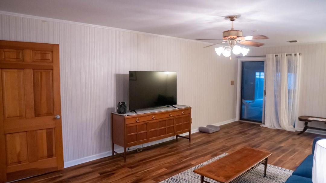 Photo of Livingroom in Smithville