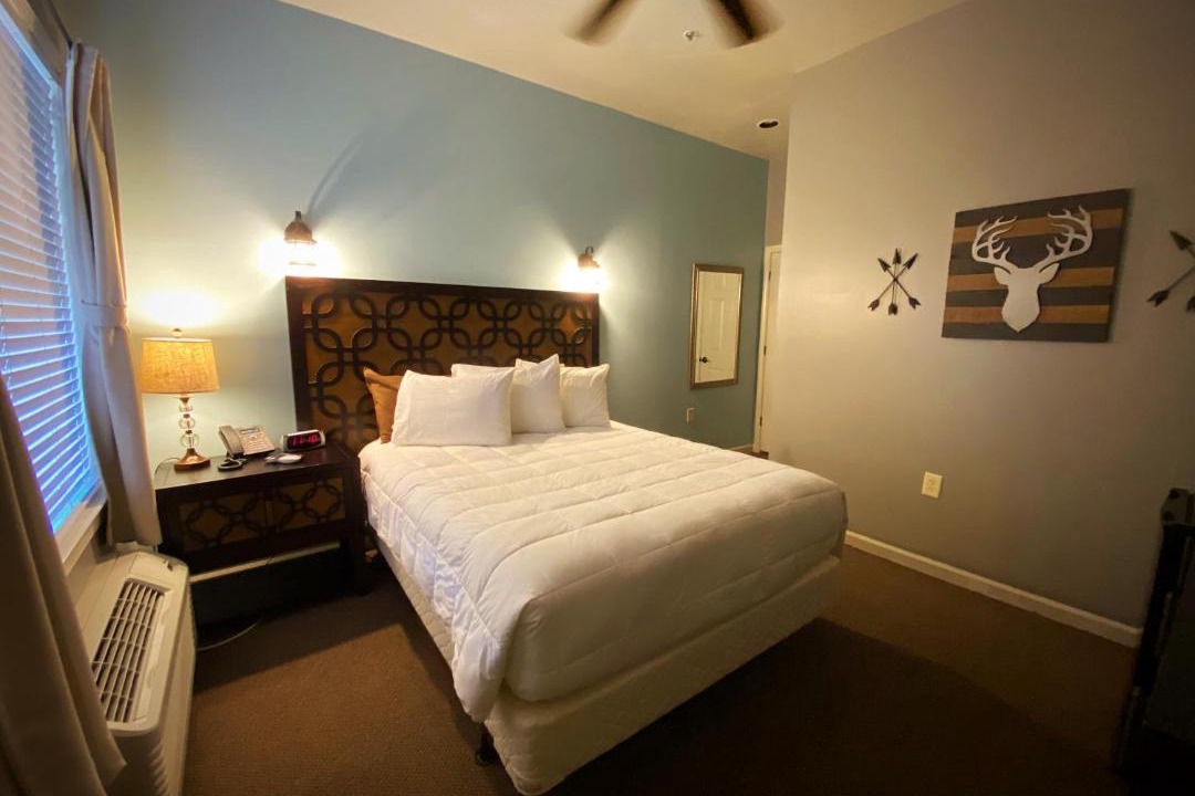 Photo of Bedroom in Blairsville