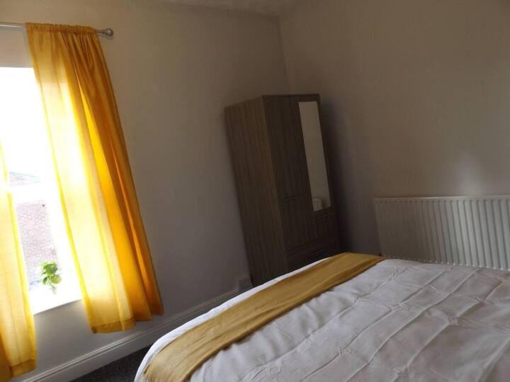 Photo of Bedroom in Stoke-on-Trent