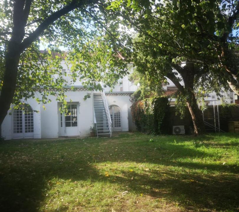 Photo of Buildings in Mont-de-Marsan