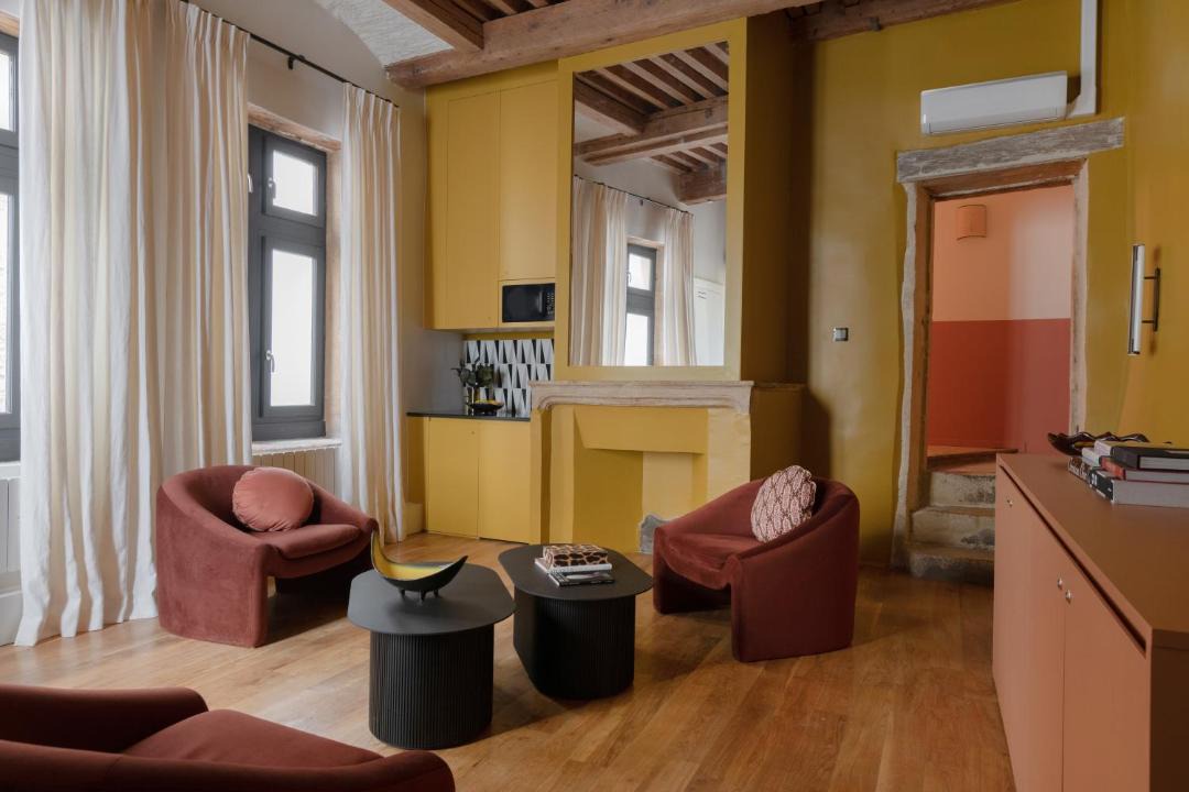Photo of Livingroom in Old Lyon