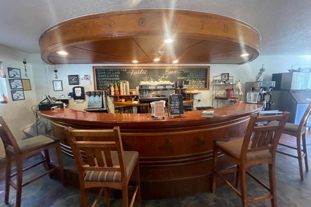 Photo of Livingroom in Emigrant Gap
