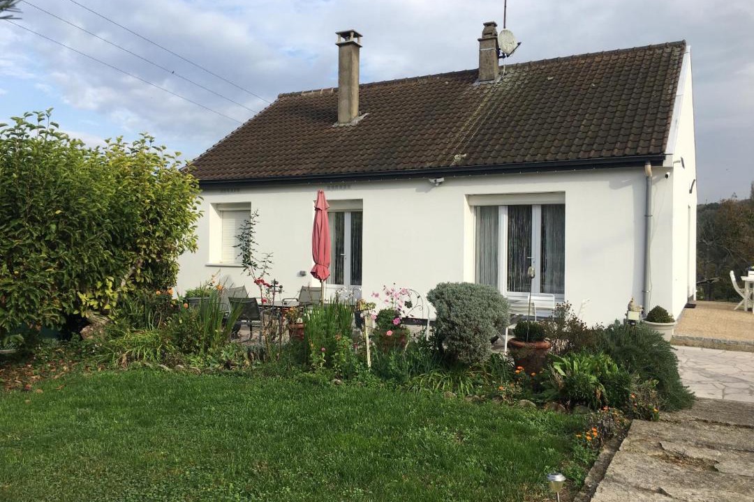 Photo of Buildings in Ully-Saint-Georges