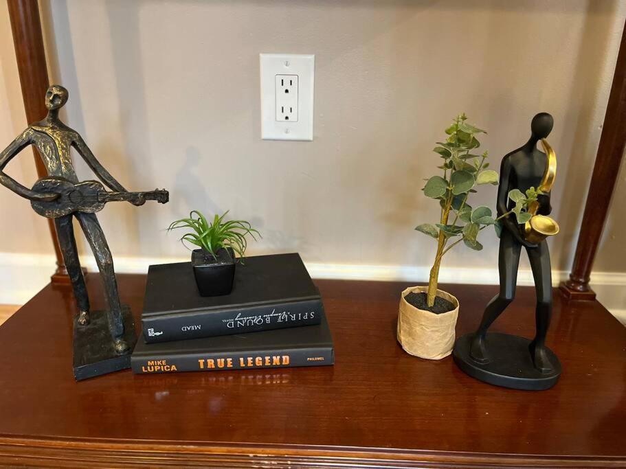 Photo of Livingroom in Clinton Township