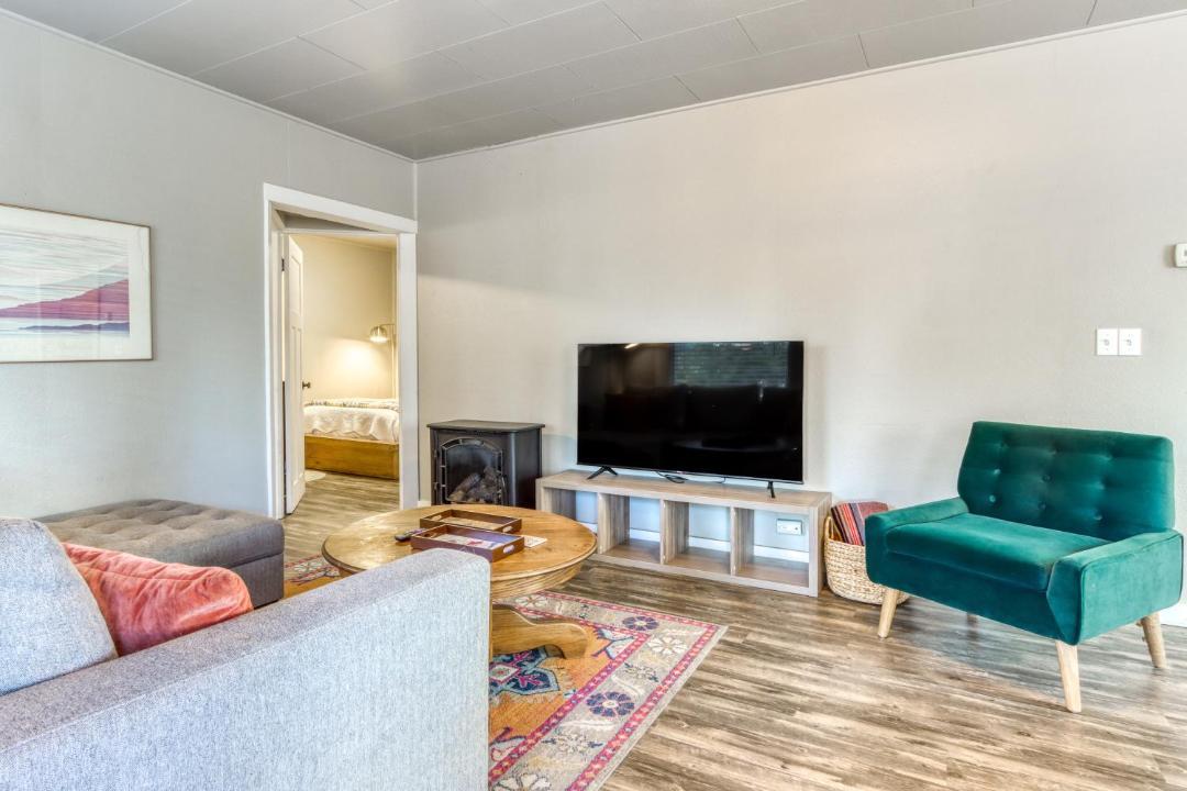 Photo of Others in Southern Crossing