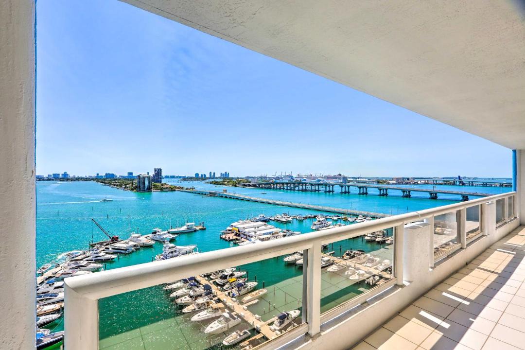 Photo of Others in Downtown Miami
