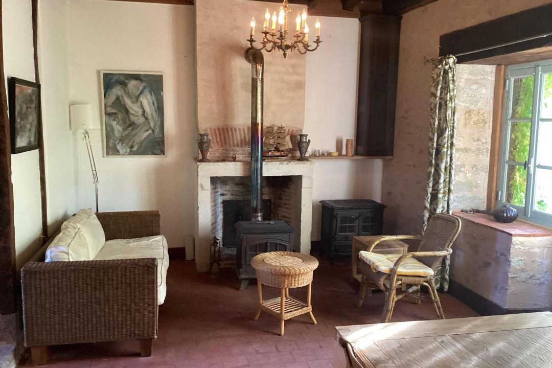 Photo of Livingroom in Le Veurdre