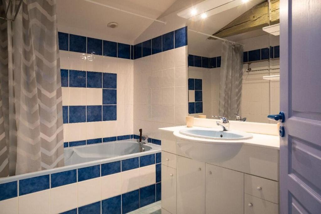 Photo of Others in Le Poire-sur-Vie