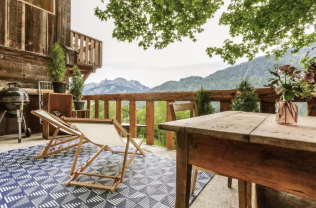 Photo of Patio Balcony in Rossiniere