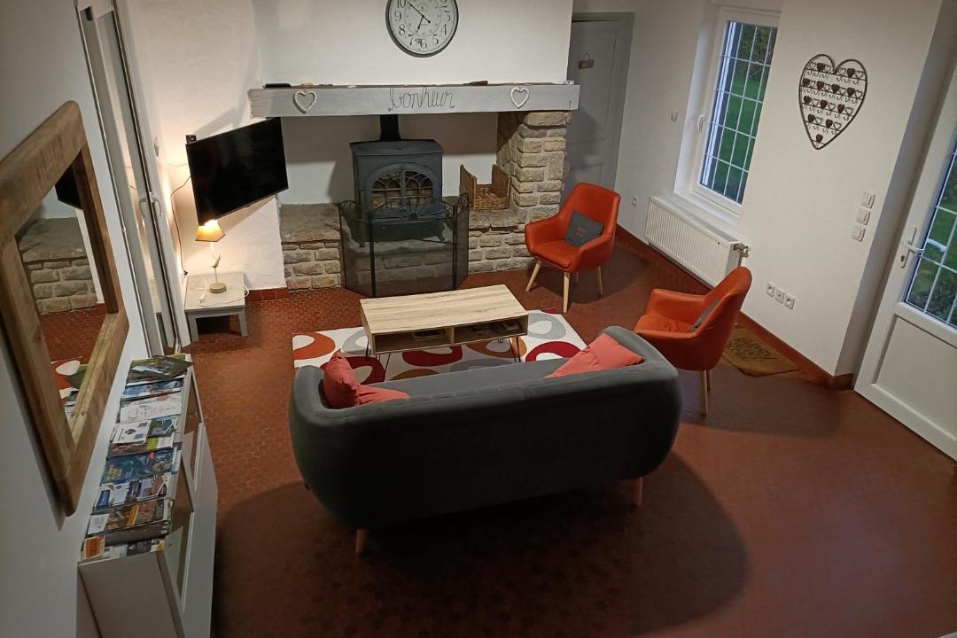 Photo of Livingroom in Carly