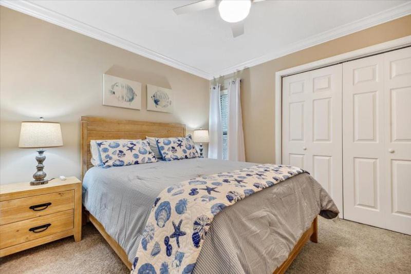 Photo of Others in Saint Simons Heights