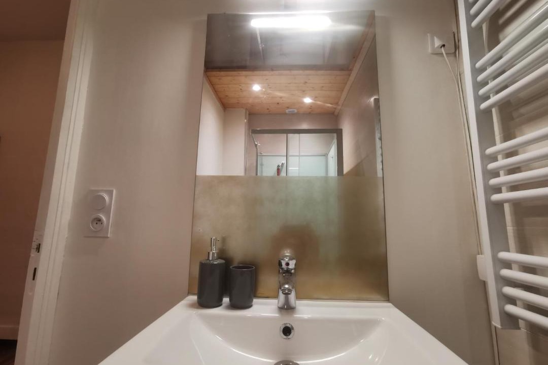 Photo of Bathroom in Rodez