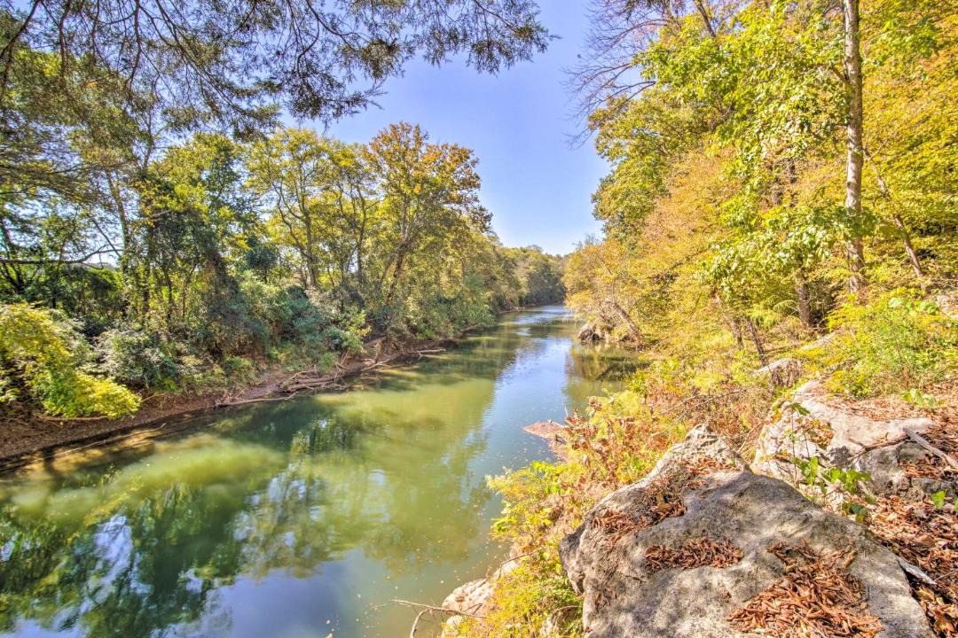 Photo of Outdoor in Calhoun