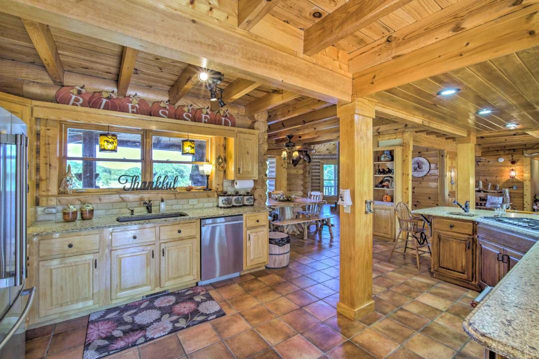 Photo of Others in Calhoun