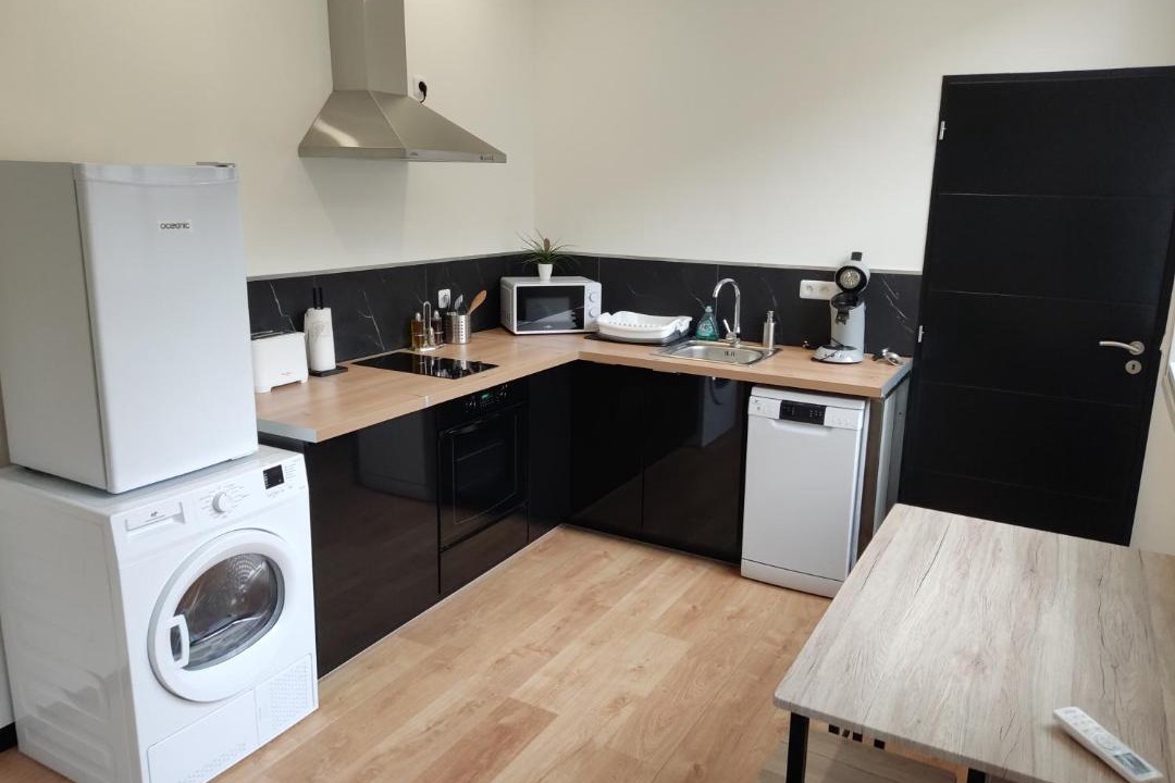 Photo of Kitchen in Saint-Etienne-de-Saint-Geoirs
