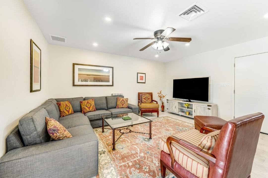 Photo of Livingroom in Deer Valley