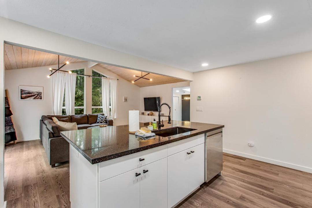 Photo of Others in Anderson Island