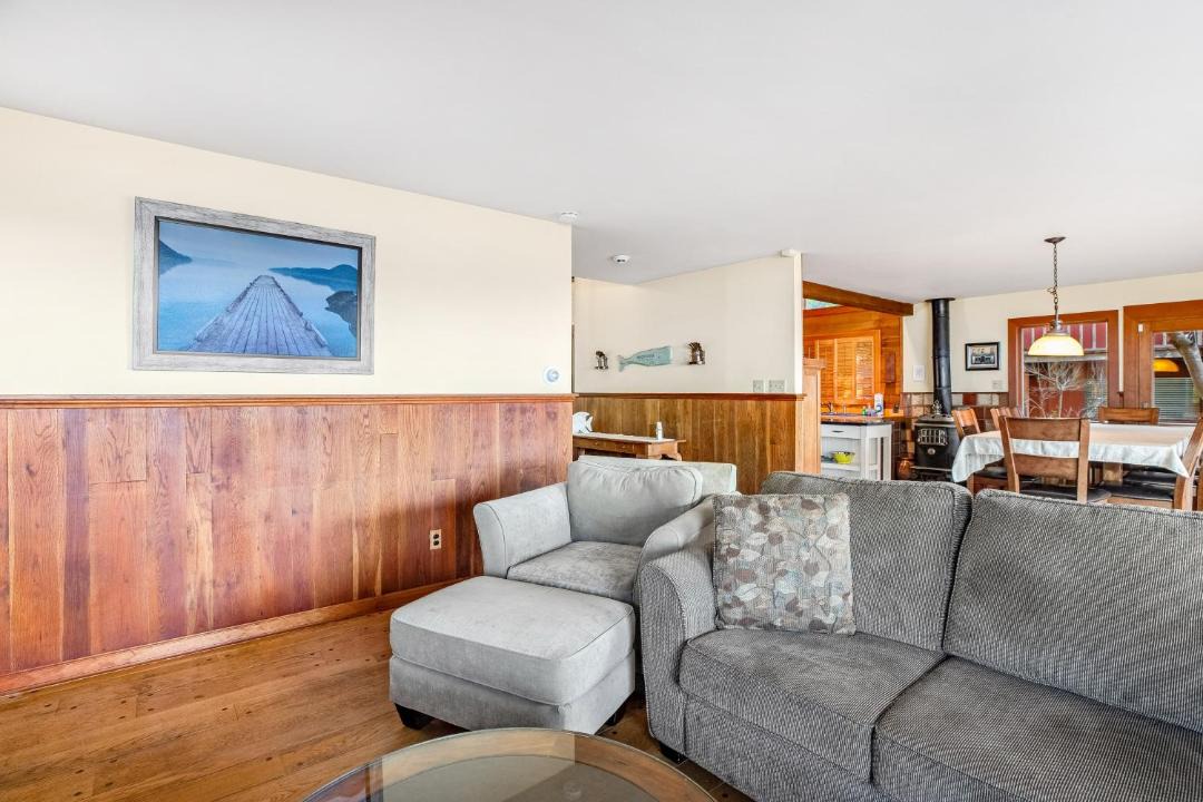 Photo of Livingroom in Arch Cape