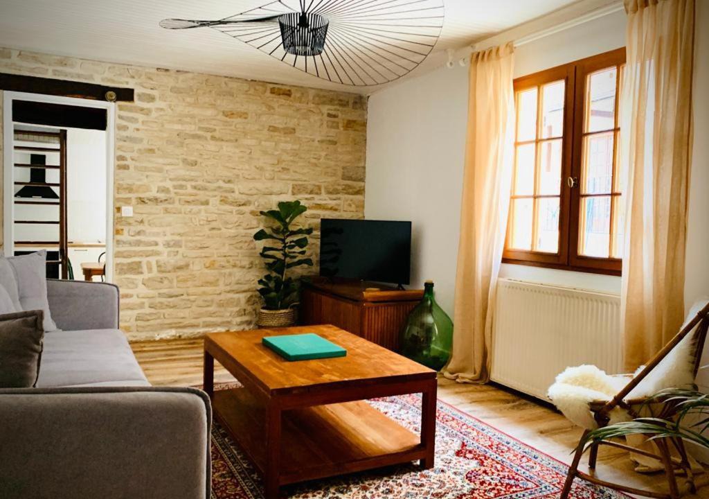 Photo of Livingroom in Santenay