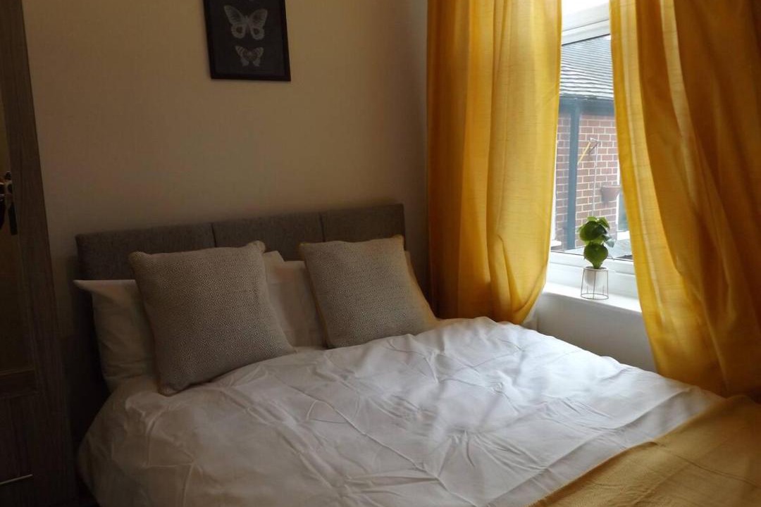Photo of Bedroom in Stoke-on-Trent