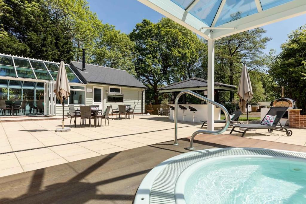 Photo of Others in Horton