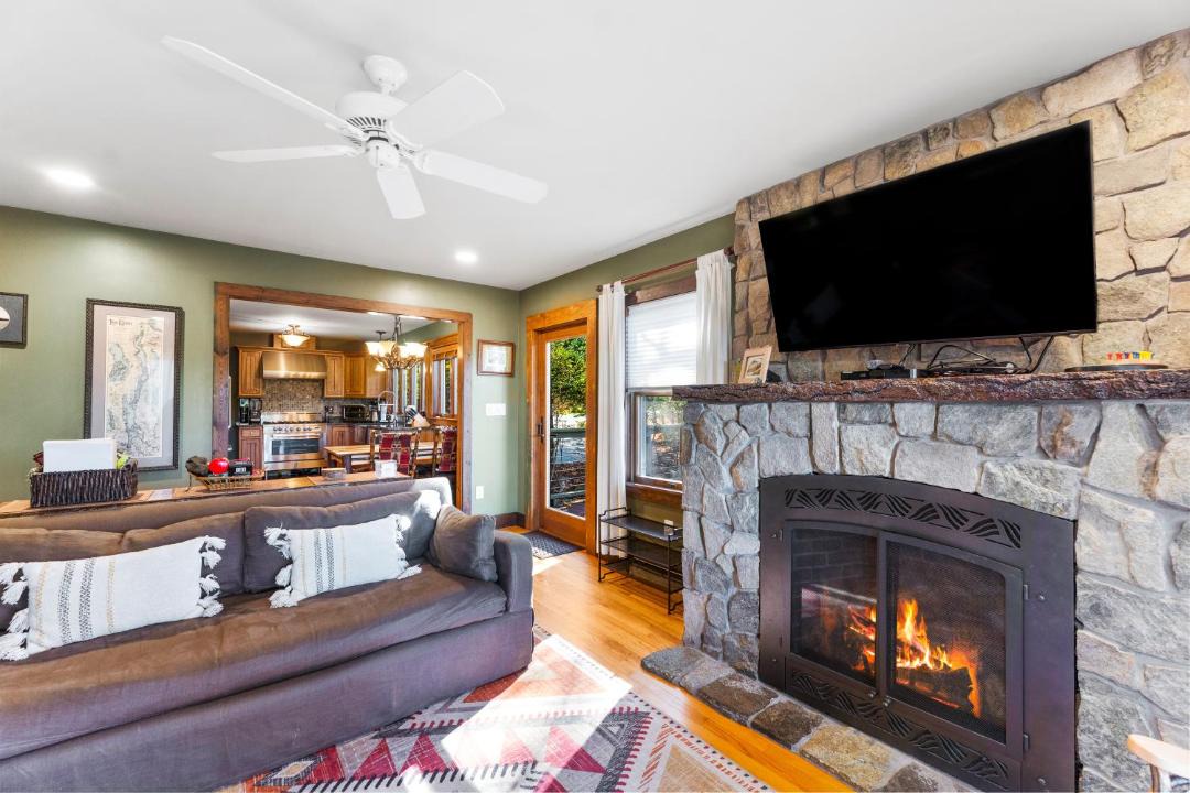 Photo of Livingroom in Warren County
