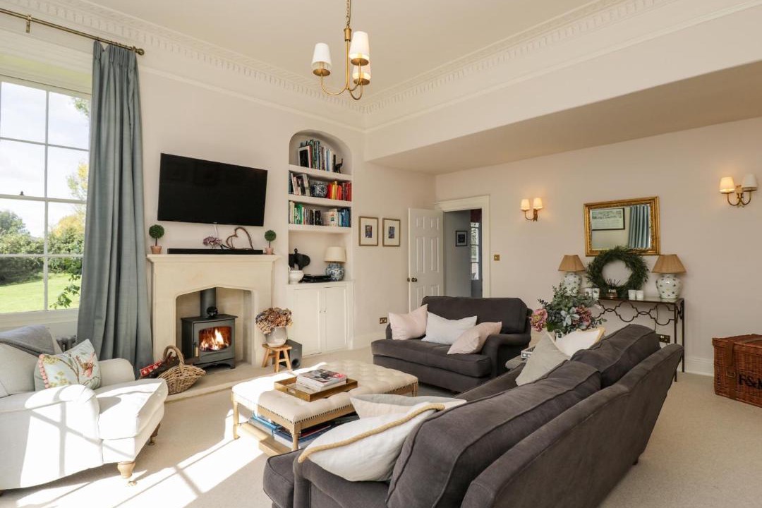 Photo of Livingroom in Dursley