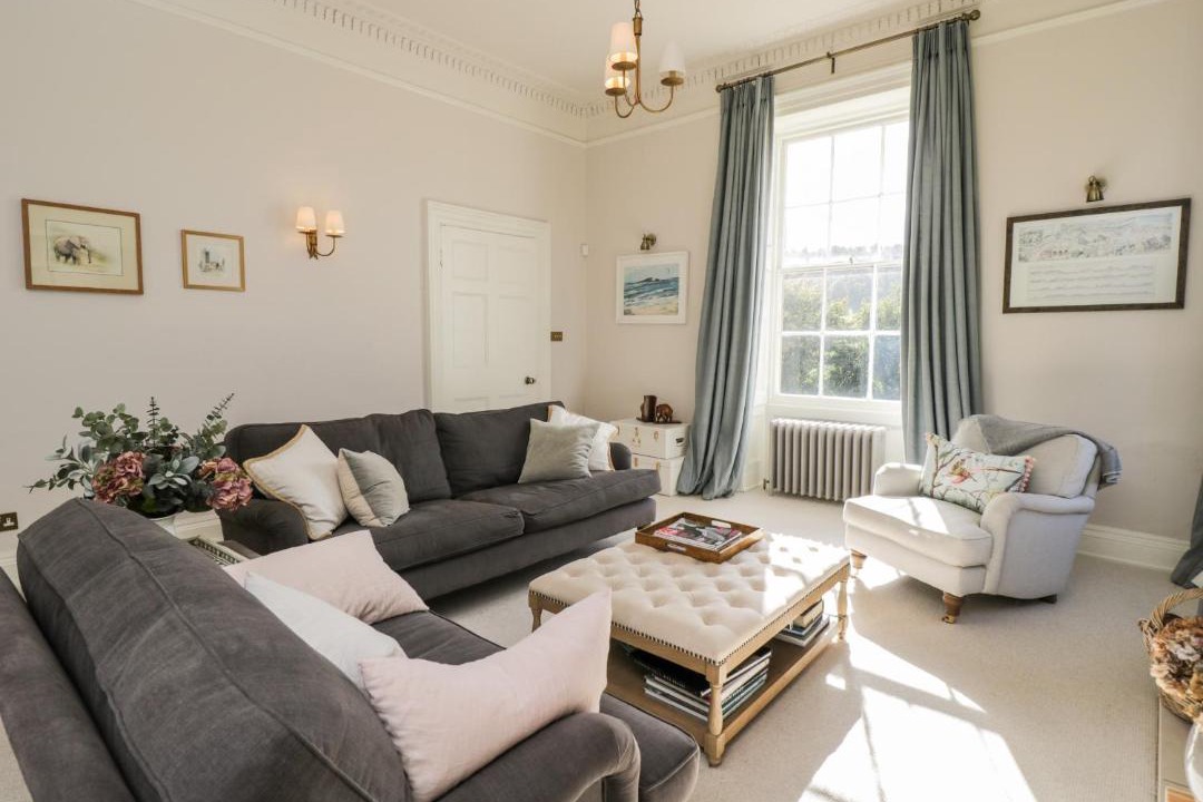 Photo of Livingroom in Dursley