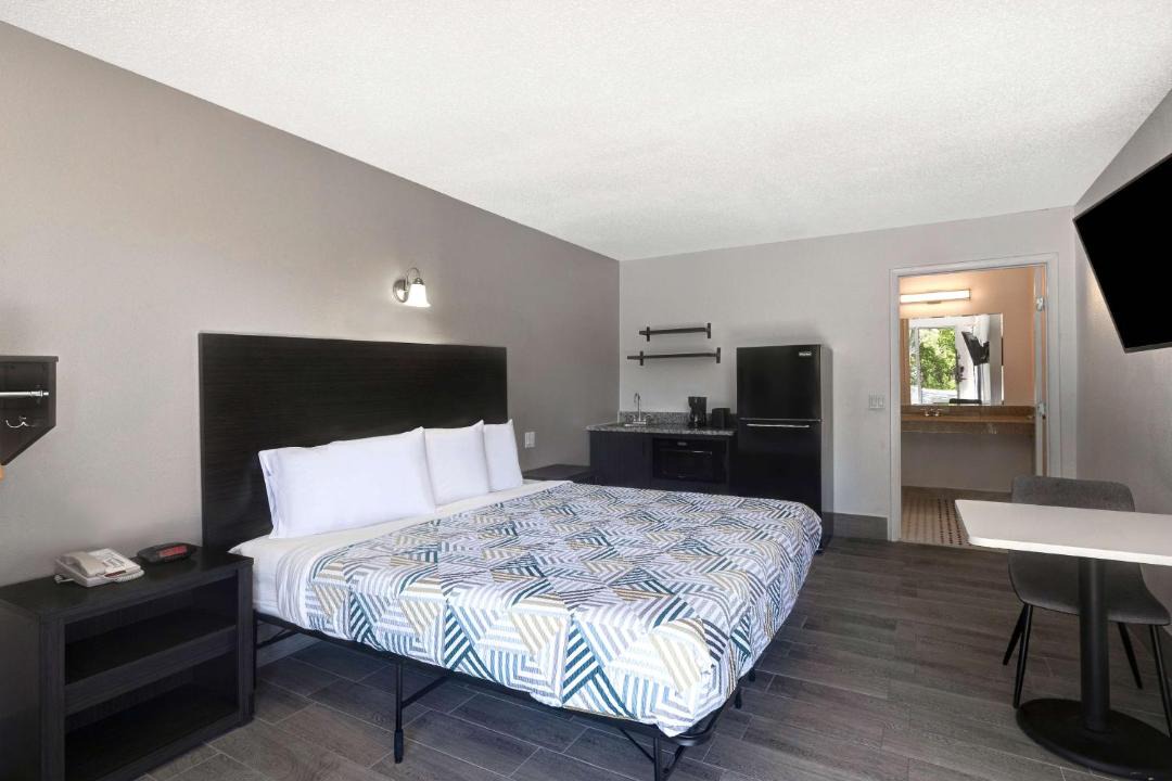 Photo of Others in Branson West