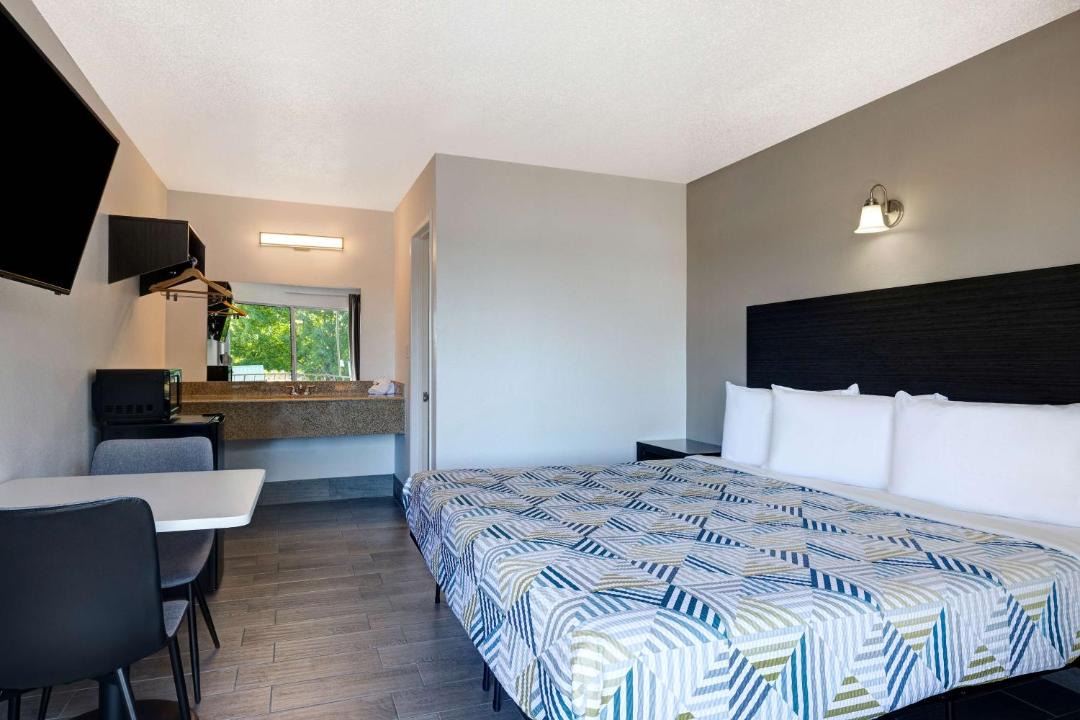 Photo of Others in Branson West