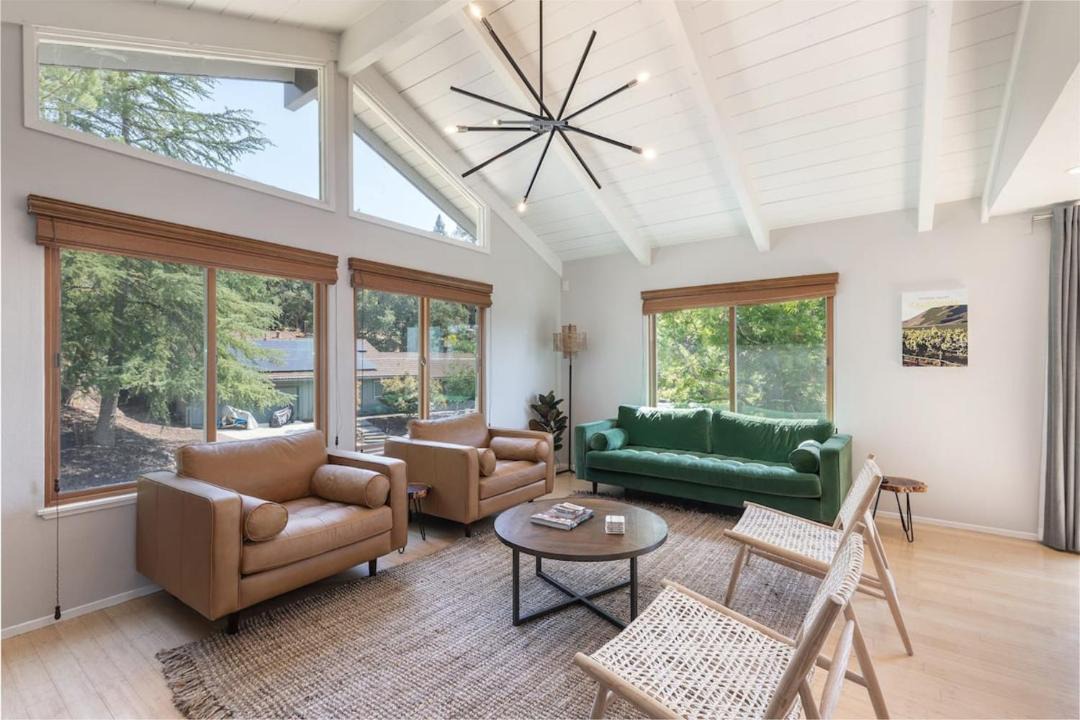Photo of Livingroom in Santa Rosa