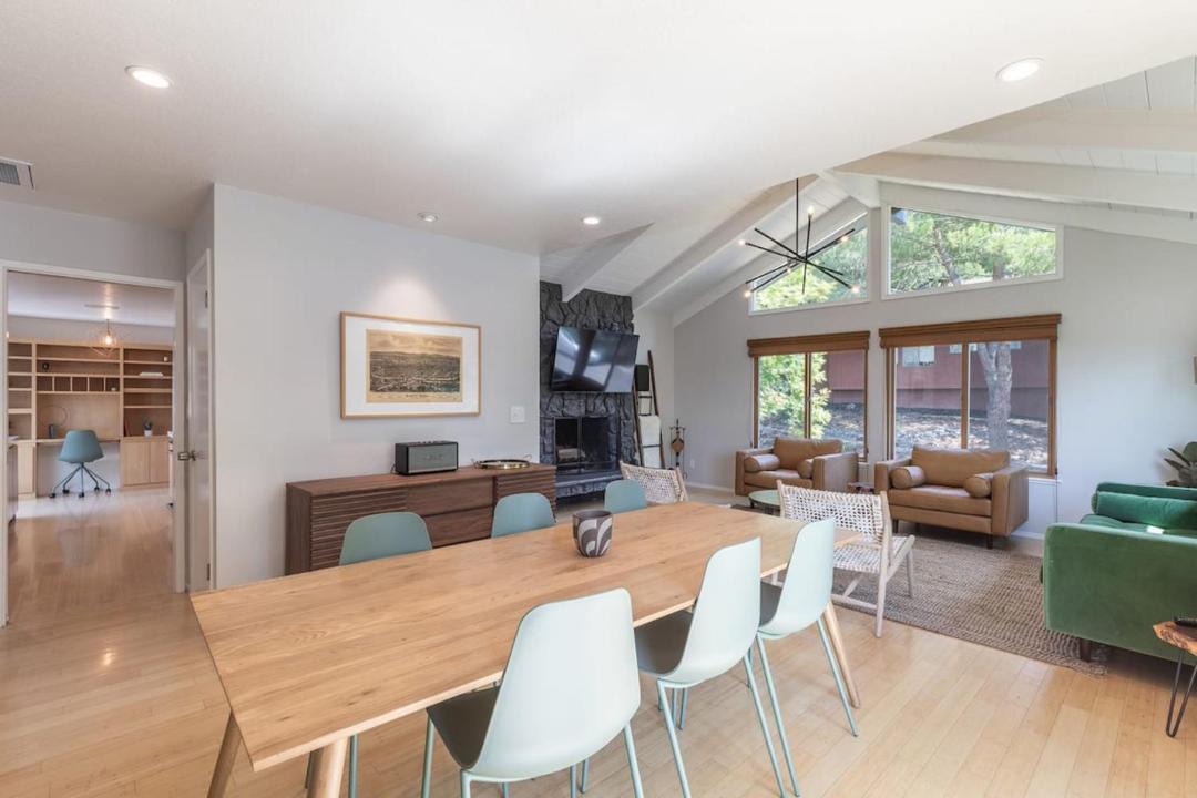 Photo of Livingroom in Santa Rosa