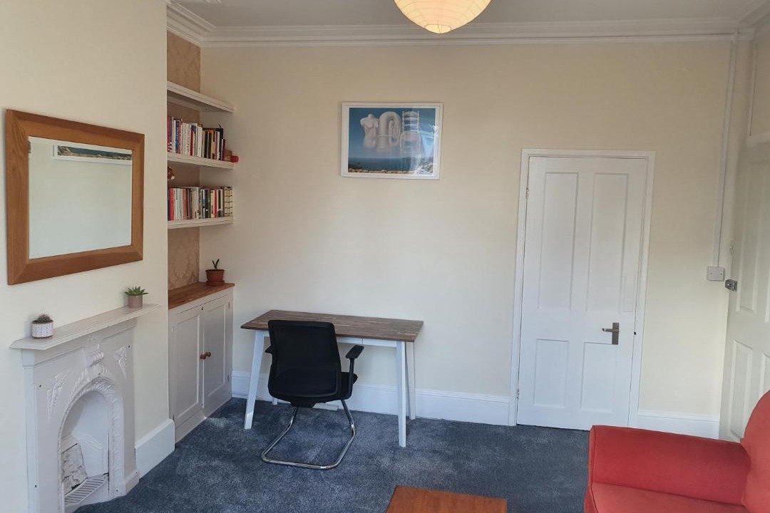 Photo of Livingroom in Exeter