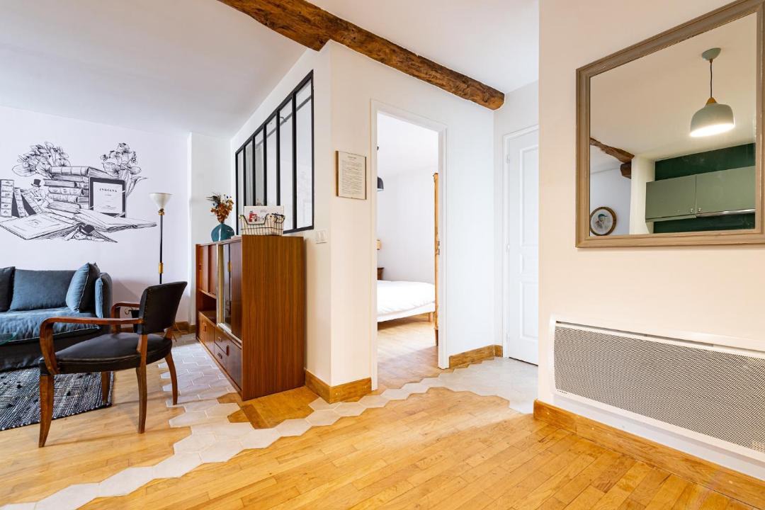 Photo of Others in Flavigny-sur-Ozerain