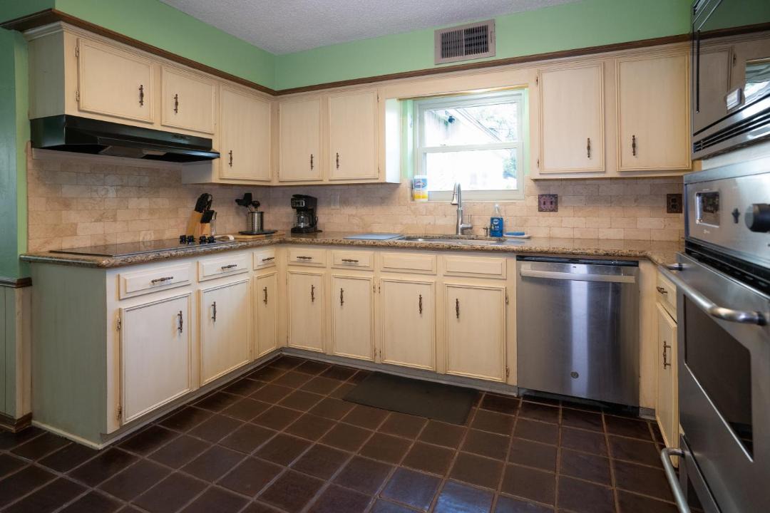 Photo of Kitchen in Barker