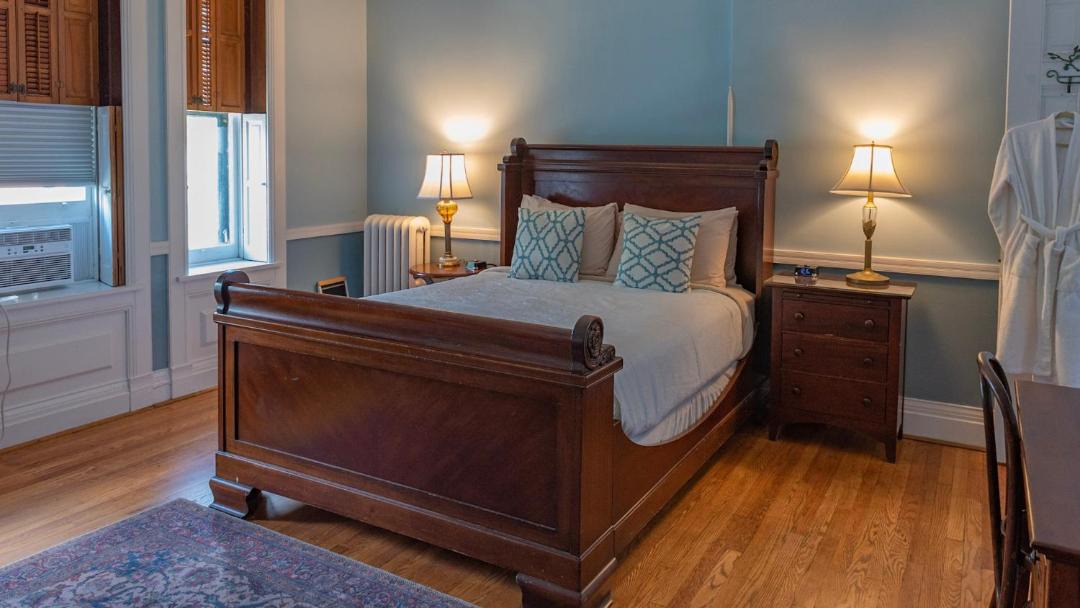 Photo of Others in Ithaca