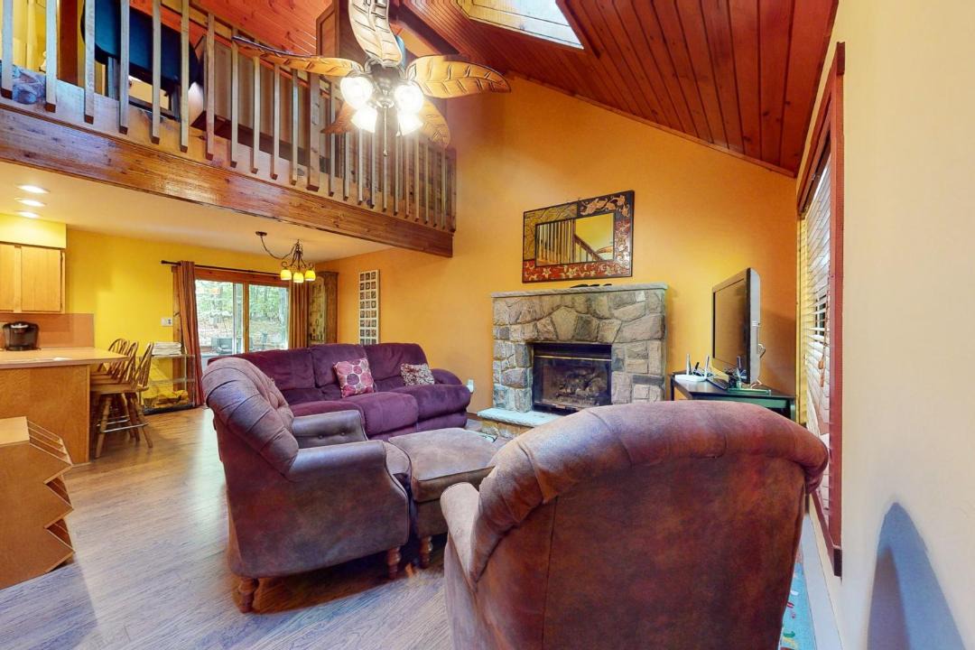 Photo of Livingroom in Pocono Pines
