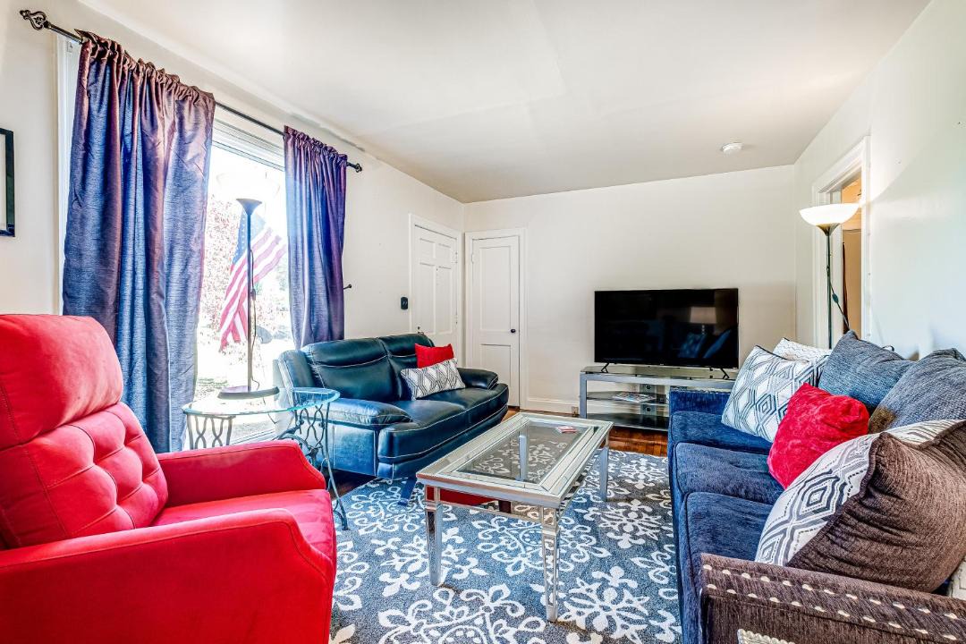 Photo of Livingroom in Donelson