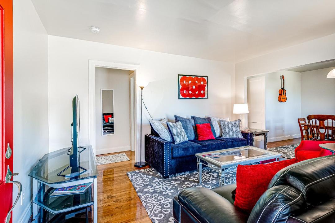 Photo of Livingroom in Donelson