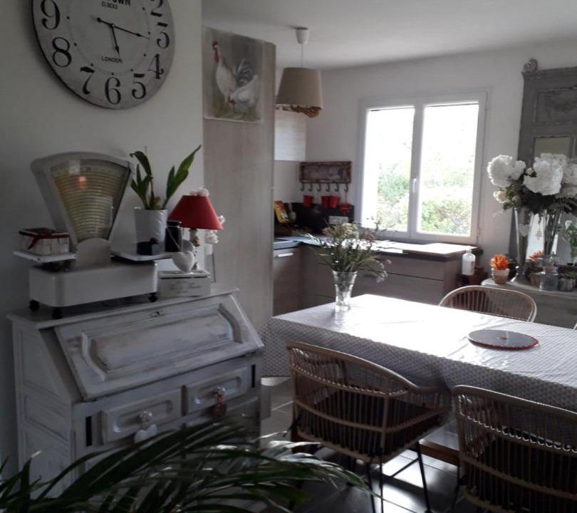 Photo of Livingroom in Massilly