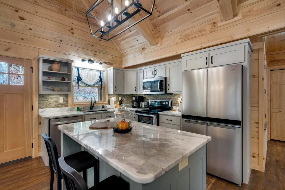 Photo of Kitchen in Cherry Log