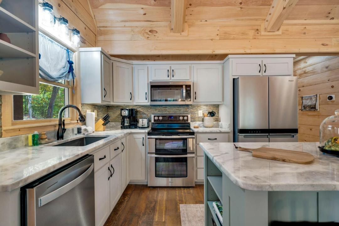 Photo of Kitchen in Cherry Log